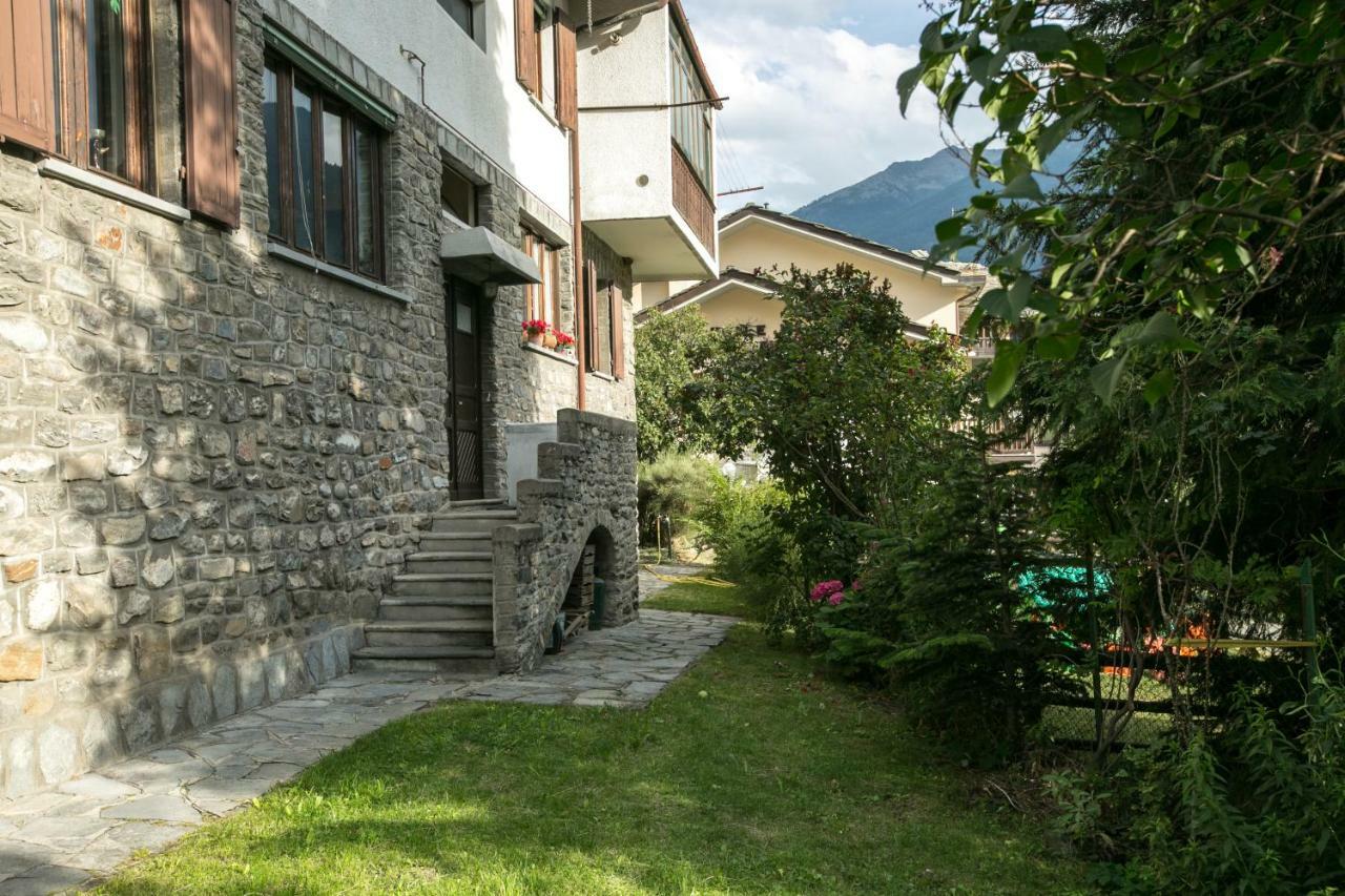 Appartamento Monte Bianco La Salle Exterior foto